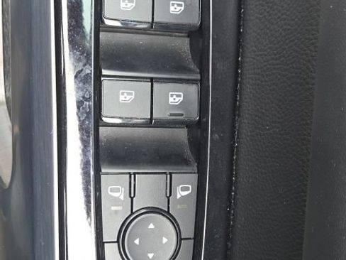 Used 2023 Nissan Pathfinder SL w/ SL Premium Package AWD/4WD image 23