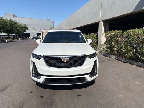 Used 2020 Cadillac XT6 Premium Luxury FWD image 4