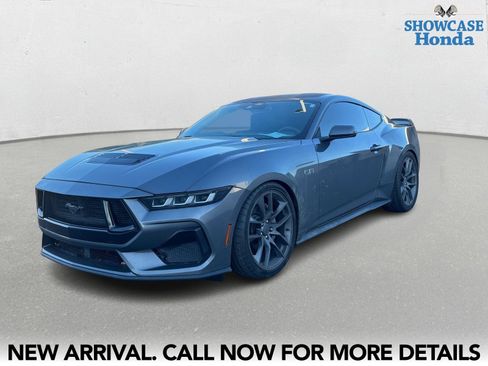 Used 2024 Ford Mustang GT Premium image 2