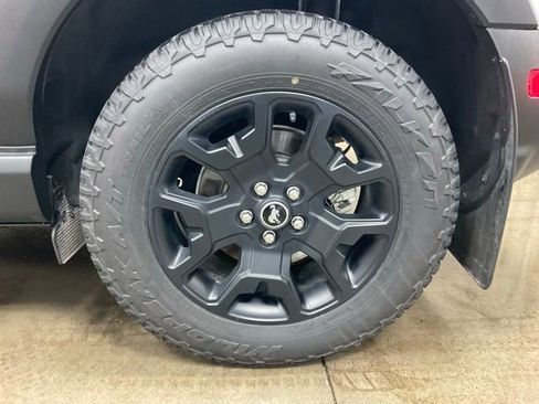 Used 2025 Ford Bronco Sport Big Bend w/ Convenience Package image 17