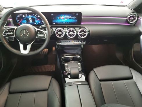 Used 2021 Mercedes-Benz A 220 image 5