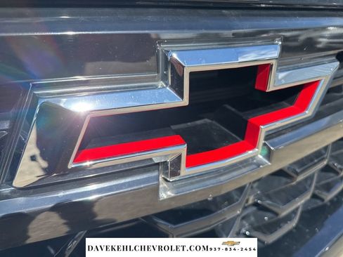 Used 2024 Chevrolet Silverado 1500 ZR2 w/ Technology Package image 39