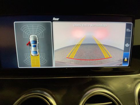 Used 2018 Mercedes-Benz E 300 4MATIC image 22