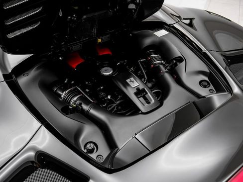 Used 2023 Ferrari F8 Tributo RWD image 59