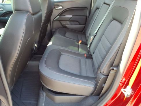 Used 2021 GMC Canyon AT4 AWD/4WD image 7