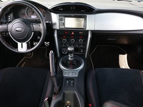 Used 2013 Subaru BRZ Limited w/ Popular Pkg 1B RWD image 24