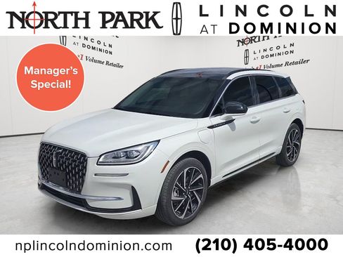 Used 2025 Lincoln Corsair Grand Touring AWD/4WD image 1