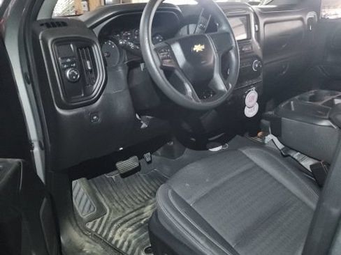 Used 2023 Chevrolet Silverado 1500 Custom w/ LPO, Dark Essentials Package RWD image 6