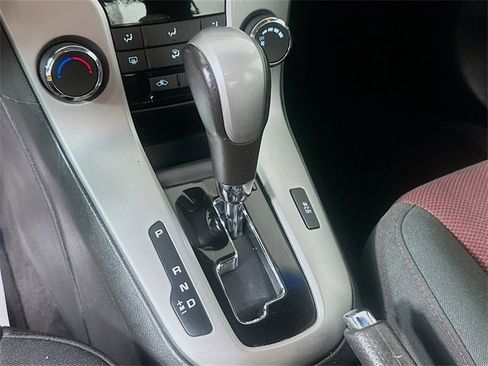 Used 2012 Chevrolet Cruze Eco image 15