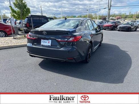 Certified 2025 Toyota Camry SE image 7