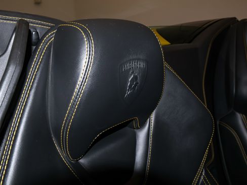 Used 2017 Lamborghini Huracan LP 610-4 AWD/4WD image 53