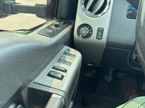 Used 2012 Ford F250 Lariat w/ Lariat Ultimate Pkg AWD/4WD image 17