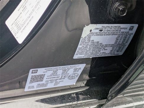 Used 2024 GMC Sierra 2500 AT4 w/ AT4 Preferred Package image 39