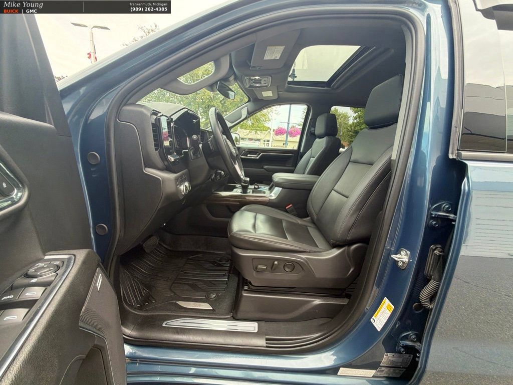 Used 2024 GMC Sierra 1500 Elevation w/ Elevation Premium Package AWD/4WD image 14