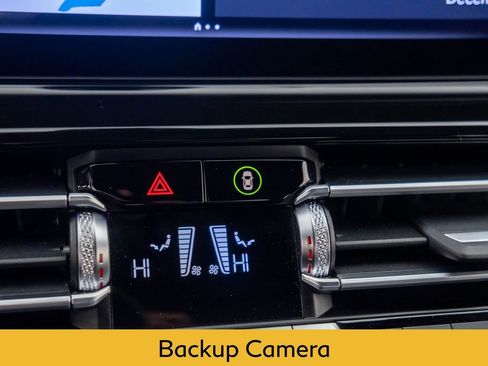 Used 2024 BMW 840i xDrive Coupe w/ Driving Assistance Package image 26