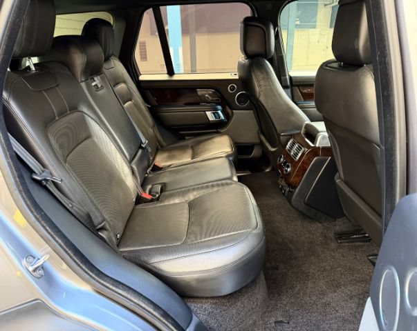 Used 2020 Land Rover Range Rover HSE AWD/4WD image 16