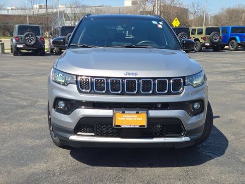 Certified 2023 Jeep Compass Limited AWD/4WD image 5
