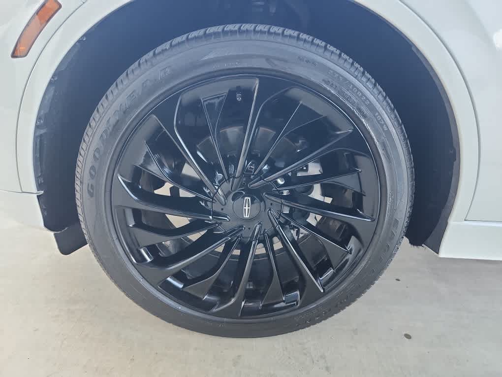 Used 2025 Lincoln Aviator Reserve w/ Equipment Group 201A AWD/4WD image 7