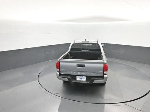 Used 2023 Toyota Tacoma SR AWD/4WD image 34