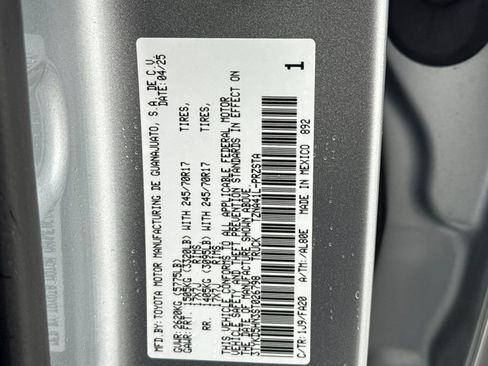 Used 2025 Toyota Tacoma SR image 26