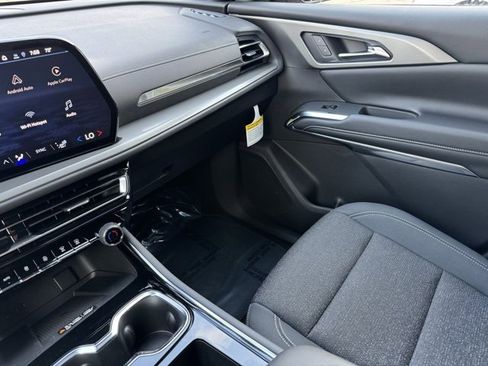 New 2026 Chevrolet Traverse LT w/ Driver Confidence Package image 19