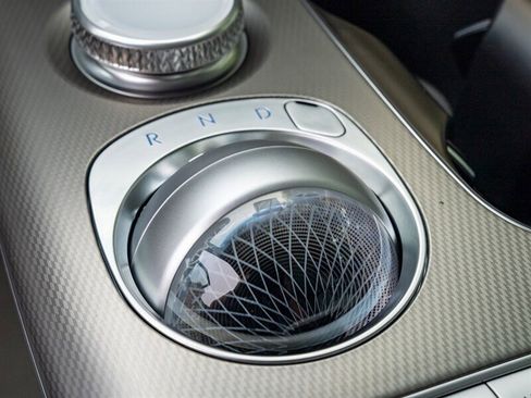 Used 2025 Genesis GV60 RWD image 35