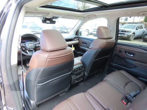 New 2026 Honda Pilot Elite image 17