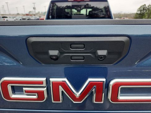 New 2026 GMC Sierra 3500 Denali w/ Denali Reserve Package image 9