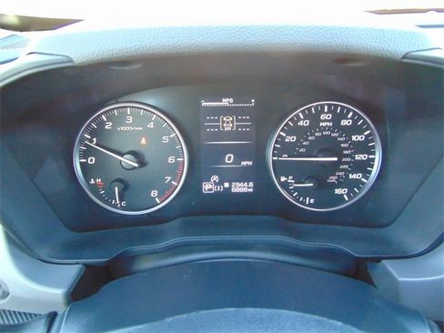 Certified 2025 Subaru Crosstrek 2.5i Limited w/ Crosstrek Mirror Package image 16