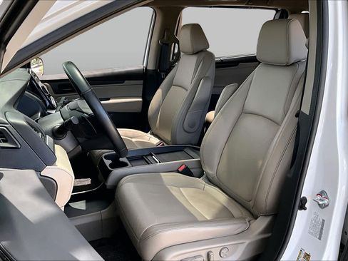 Used 2023 Honda Odyssey EX-L image 8
