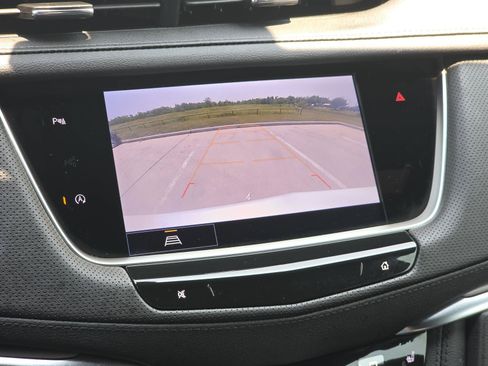 Certified 2025 Cadillac XT5 Luxury w/ LPO, Floor Liner Package FWD image 29