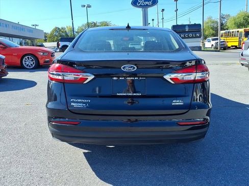 Used 2020 Ford Fusion SEL image 5