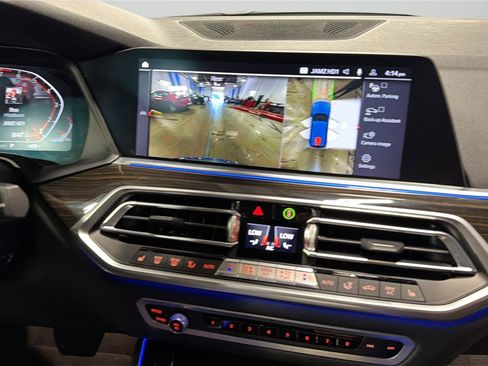 Used 2019 BMW X5 xDrive40i w/ Convenience Package image 16