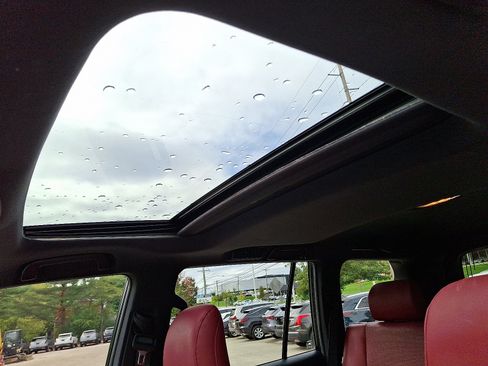 Used 2023 Lexus GX 460 Premium image 16