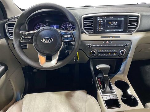 Used 2021 Kia Sportage LX FWD image 11