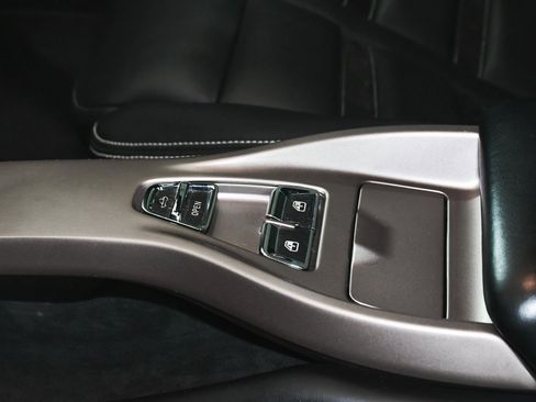 Used 2013 Ferrari California image 47