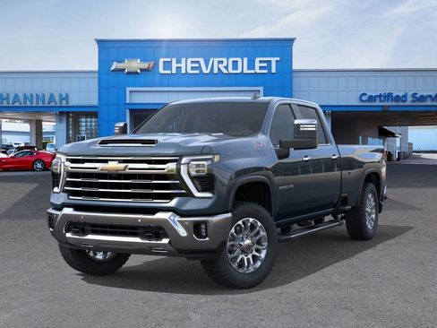 New 2026 Chevrolet Silverado 3500 LTZ w/ LTZ Premium Package image 7