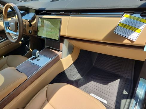 New 2026 Land Rover Range Rover SE AWD/4WD image 28
