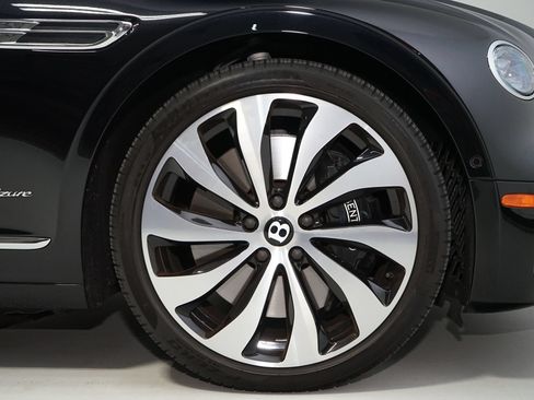 Used 2023 Bentley Flying Spur Azure AWD/4WD image 37