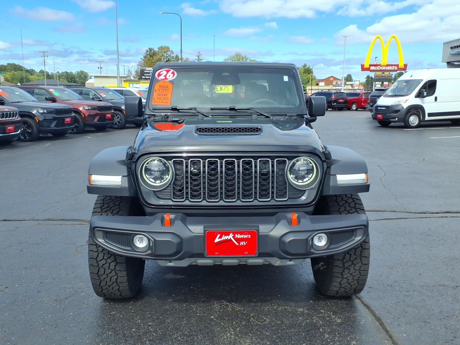 Used 2026 Jeep Gladiator Mojave AWD/4WD image 9