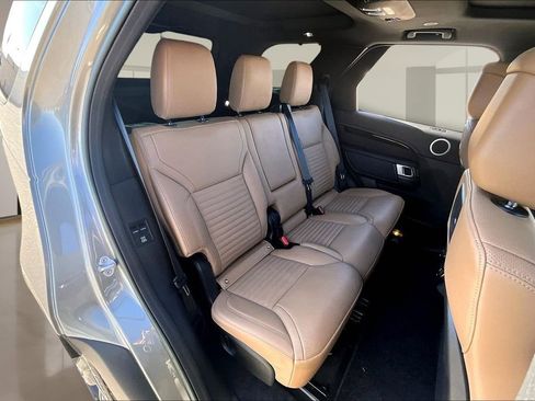 Used 2023 Land Rover Discovery HSE R-Dynamic image 27