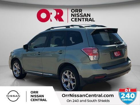 Used 2017 Subaru Forester 2.5i Touring AWD/4WD image 7