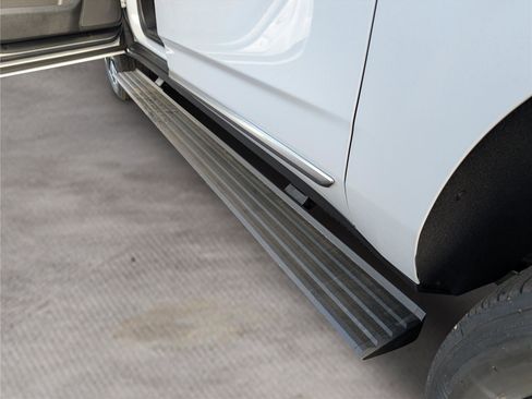 New 2026 GMC Yukon XL Denali w/ Sun & Power Step Package image 10