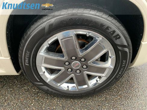 Used 2012 GMC Acadia Denali image 19