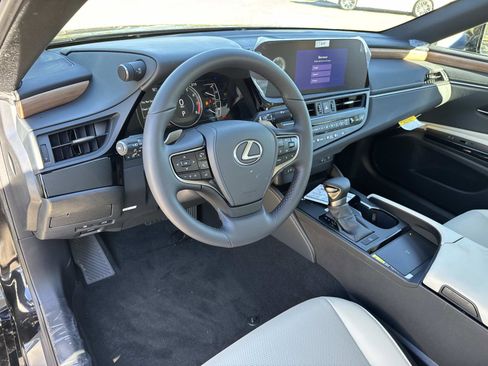 New 2025 Lexus ES 350 w/ Premium Package image 21