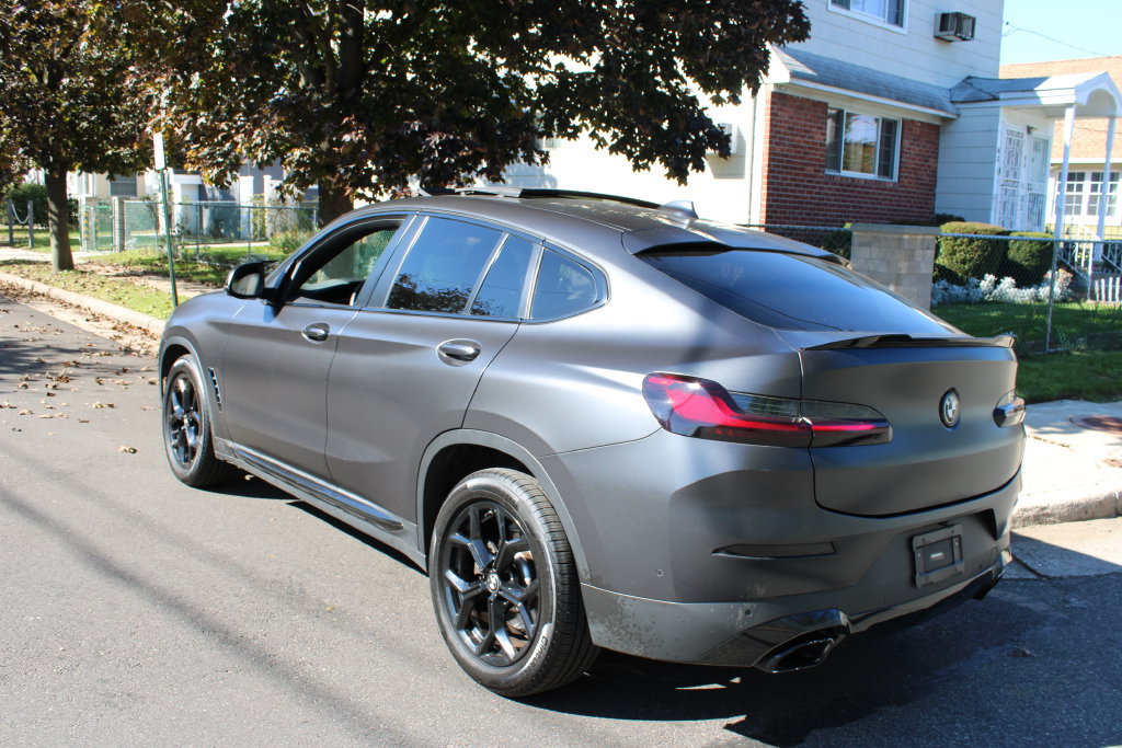 Used 2023 BMW X4 xDrive30i AWD/4WD image 8