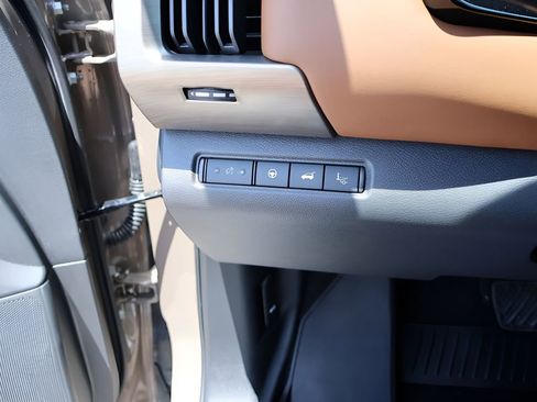 Used 2024 Nissan Pathfinder Platinum w/ Cargo Package AWD/4WD image 59