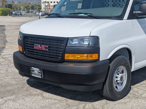 New 2026 GMC Savana 2500 w/ Driver Convenience Package image 16