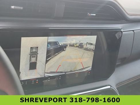 Used 2025 GMC Sierra 1500 AT4 w/ AT4 Premium Package AWD/4WD image 19