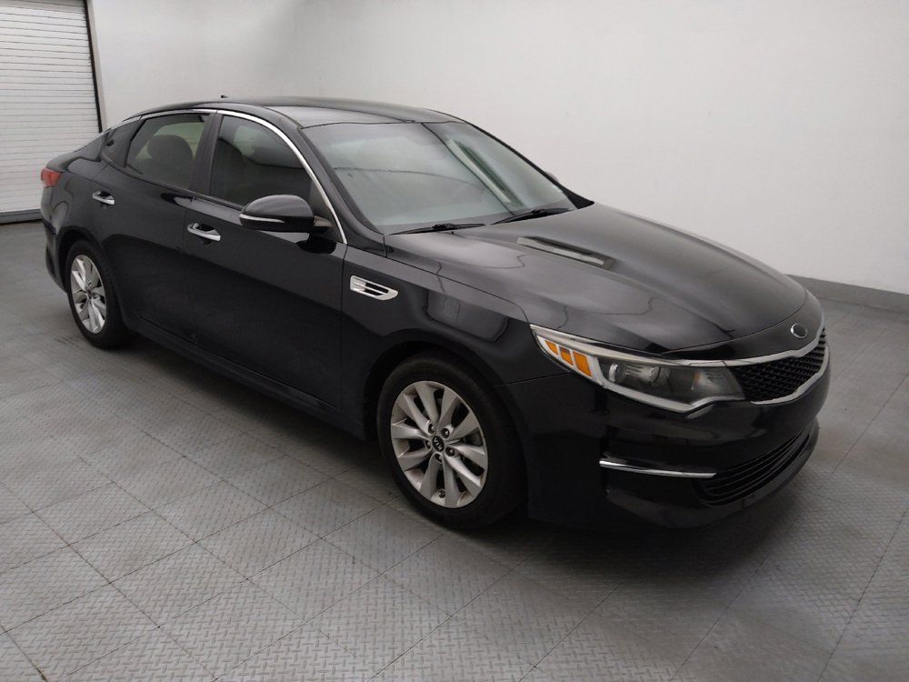 Used 2018 Kia Optima LX w/ 17" Alloy Wheels Package FWD image 13